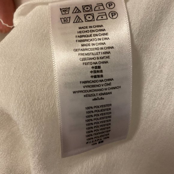 Michael Kors Sleeveless Button Down Blouse - Picture 5 of 5